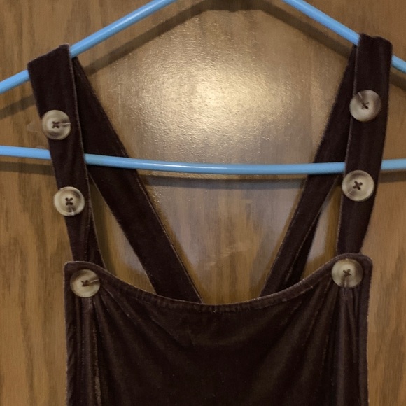 Easel crushed velvet brown romper size large - Picture 4 of 15